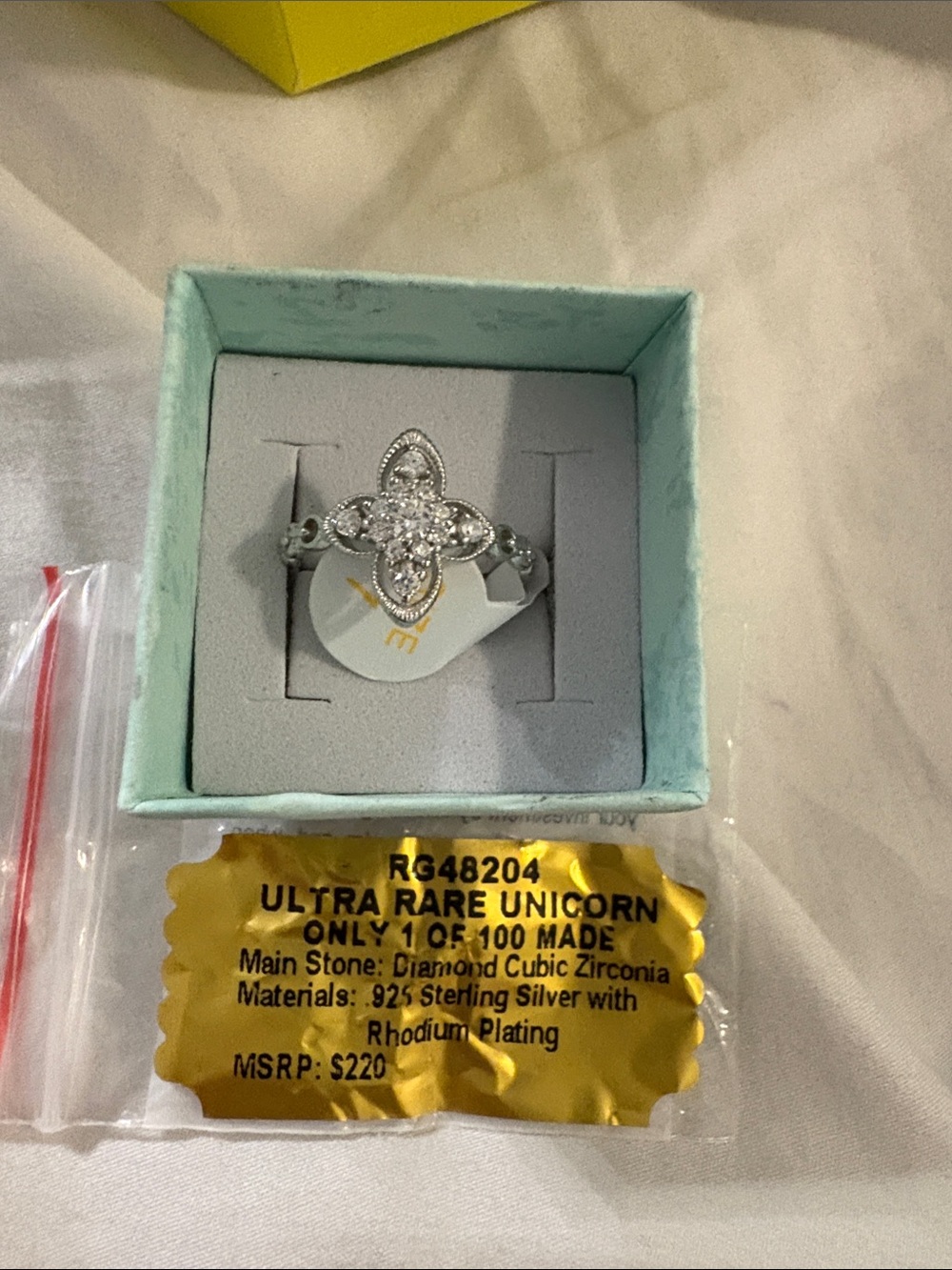 Ultra Rare Unicorn Sterling Silver Floral CZ Ring - White/Silver